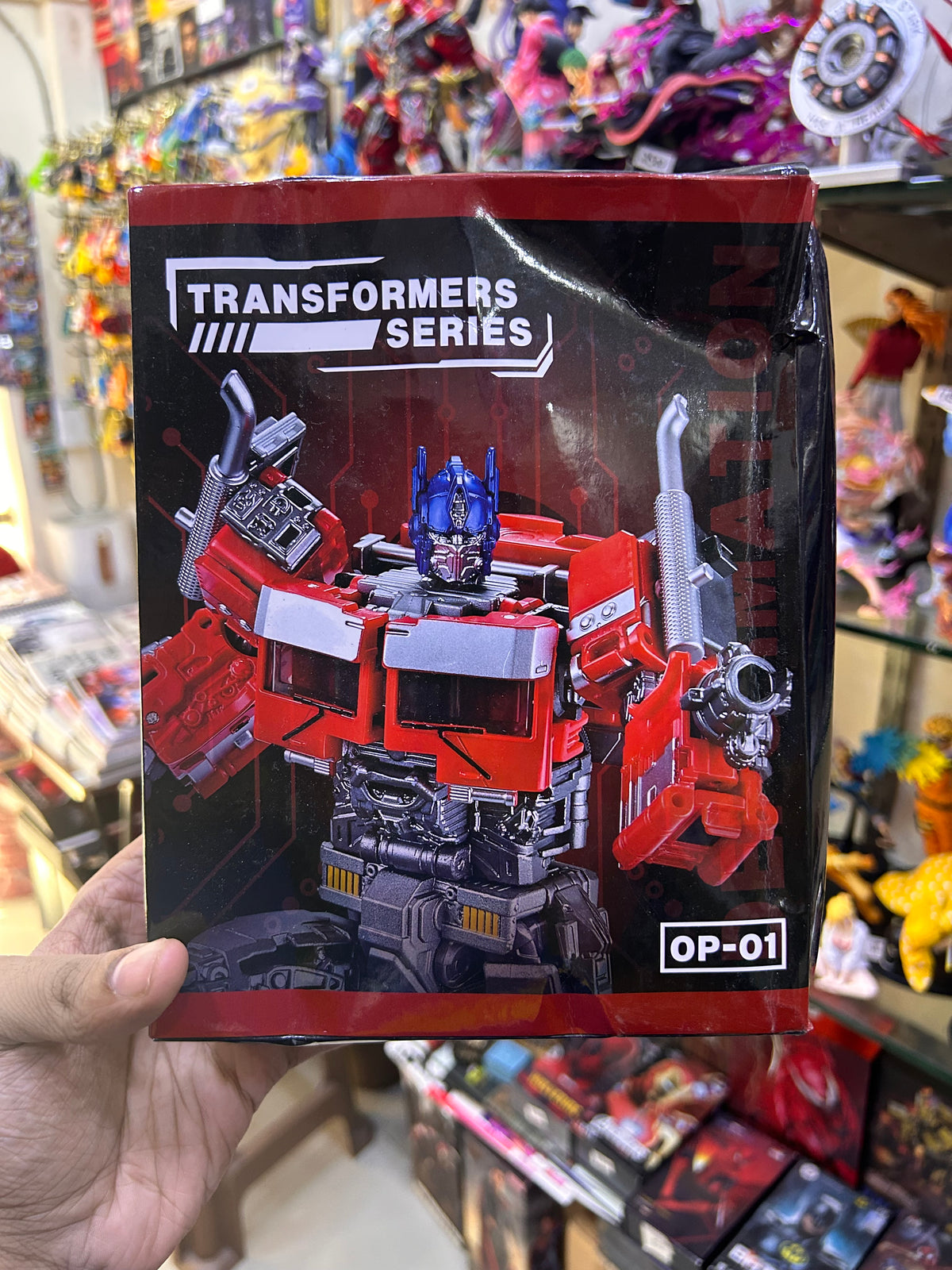 Transformers Optimus Prime Figure (convertable to truck) 15 cm