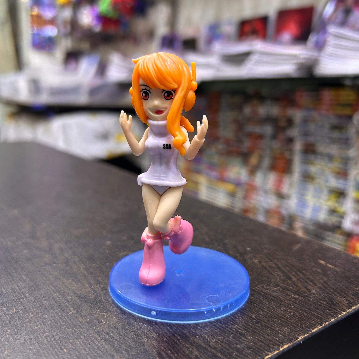 Nami Figure