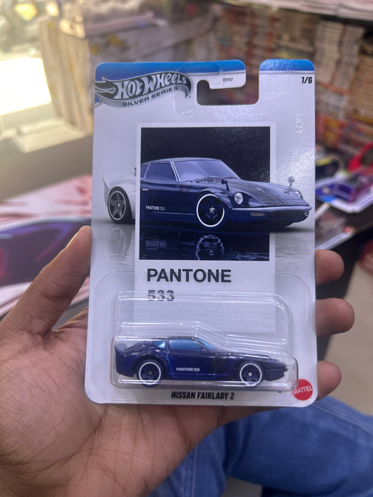 Pantone Series Nissan Fairlady Hot Wheels