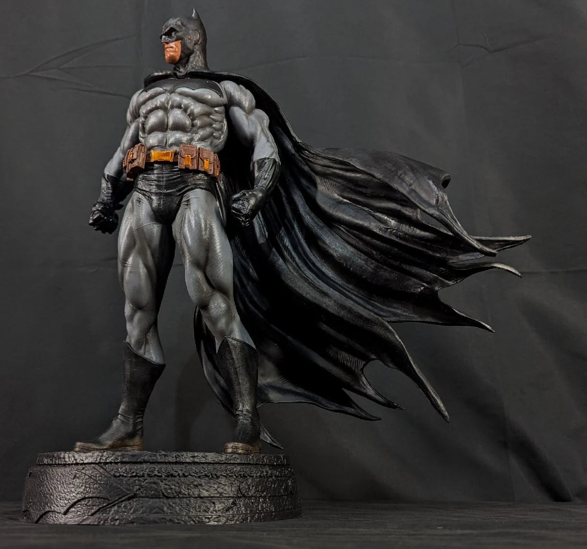 38 cm Batman Premium Figure