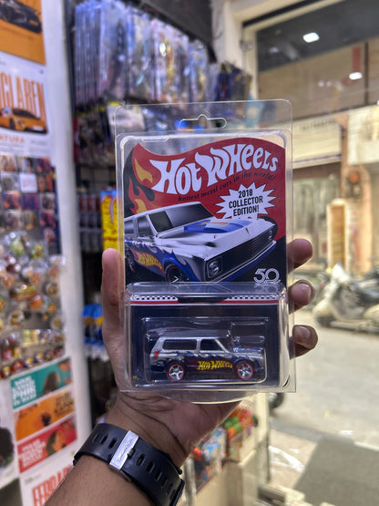Imported Hot wheels 70 Chevy blazer 2018 collector Edition with protective cover