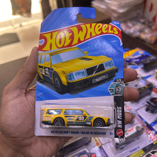 Hot Wheels Volvo Wagon