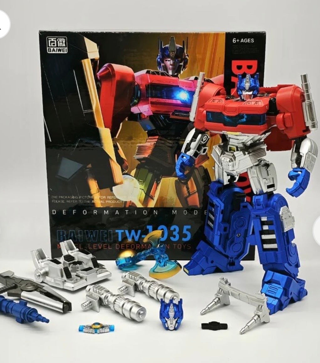 Official BAIWEI TW-1035 Optimus Prime Action Figure (convertable to truck)