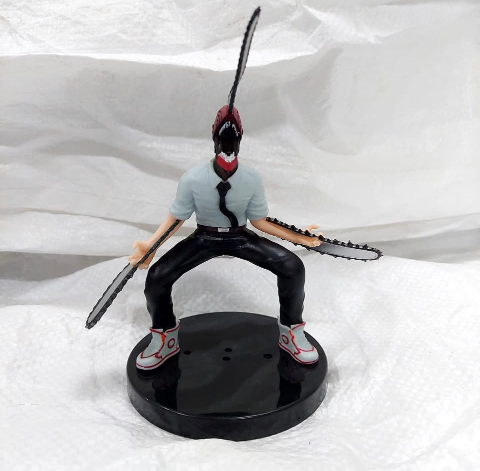 Chainsaw Man Figure