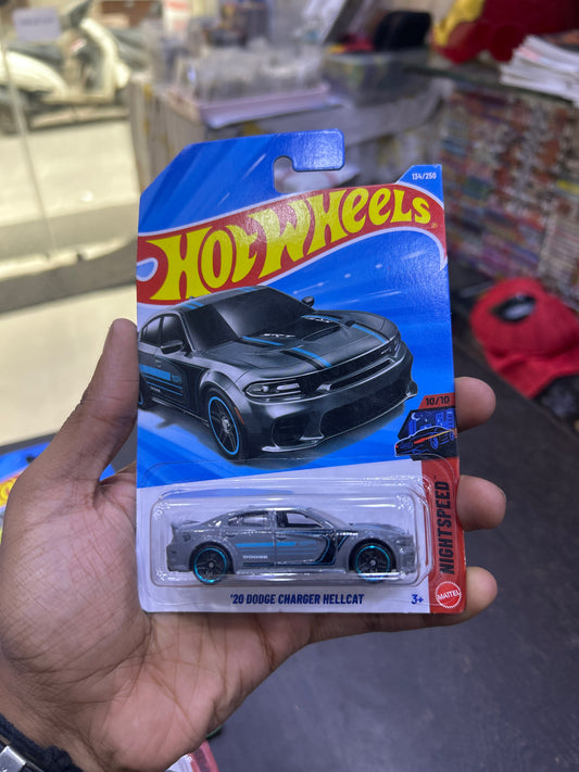 Dodge Charger Hellcat Hot Wheels