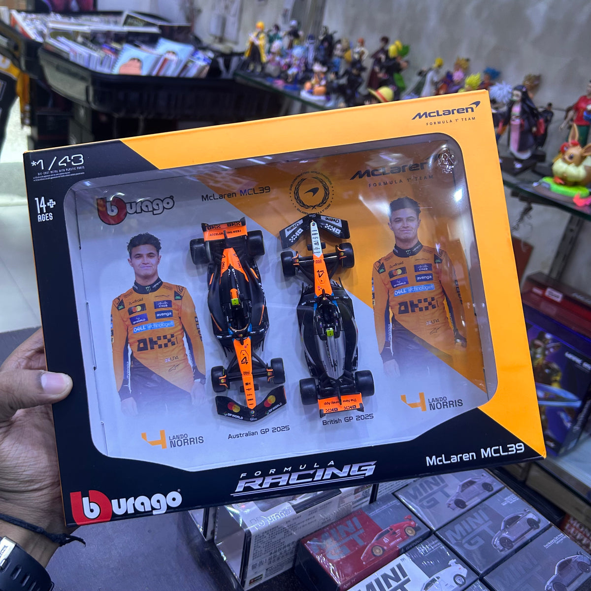 1/43 Bburago Mclaren MCL39 Lando Norris 2025 Diecast Car set