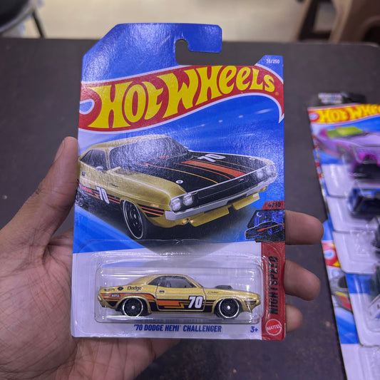 Imported Hot Wheels 70 dodge hemi challenger