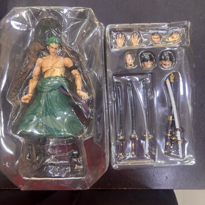 One Piece Zoro 18 cm Articulation Action Figure