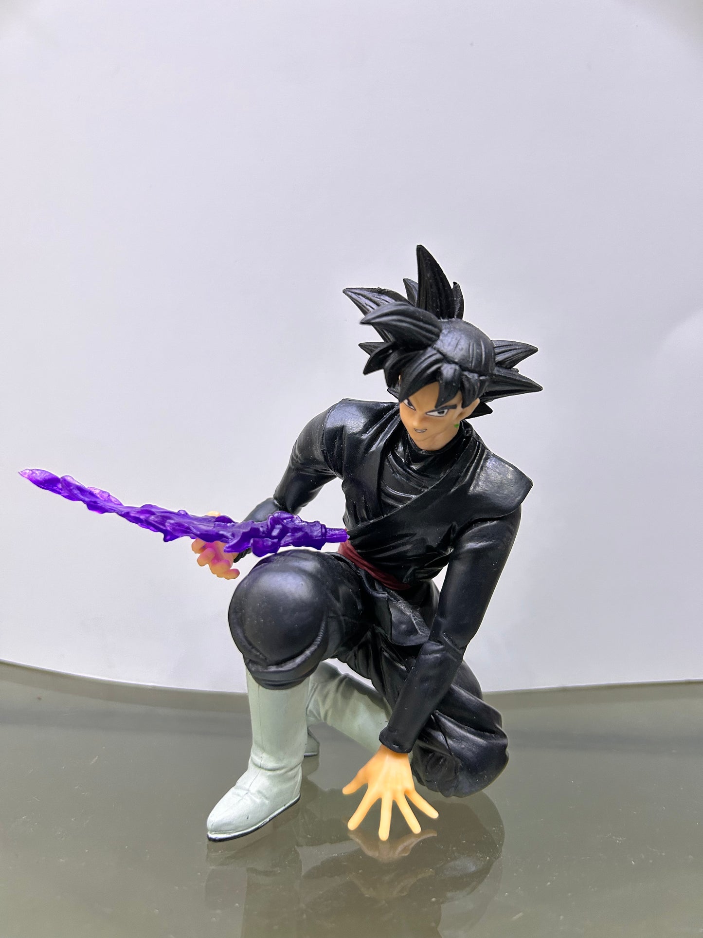 DBZ Black Hair Goku Figure