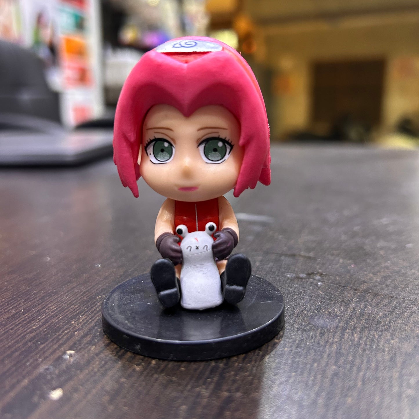 Sakura Sitting Figure