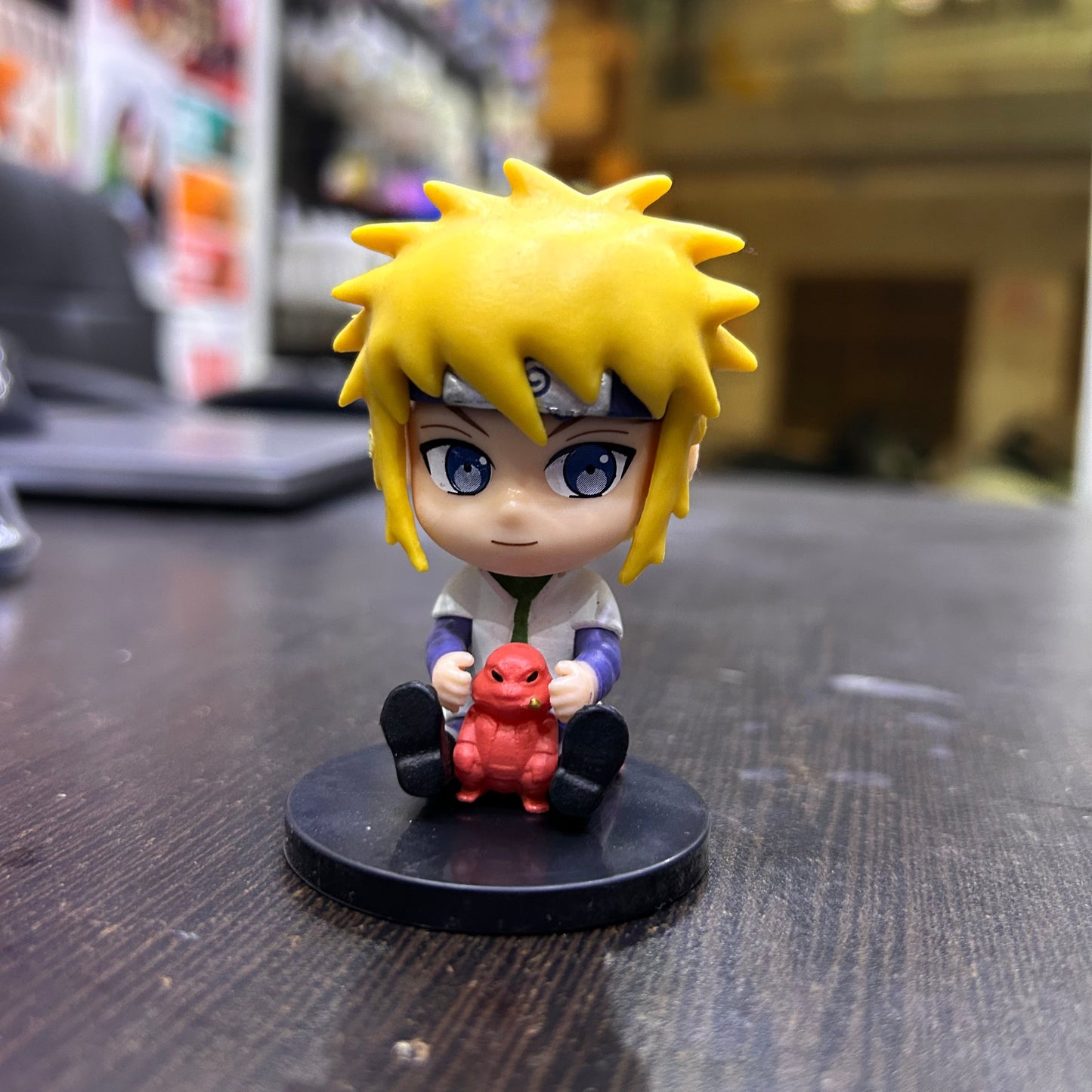 Minato Sitting Figure