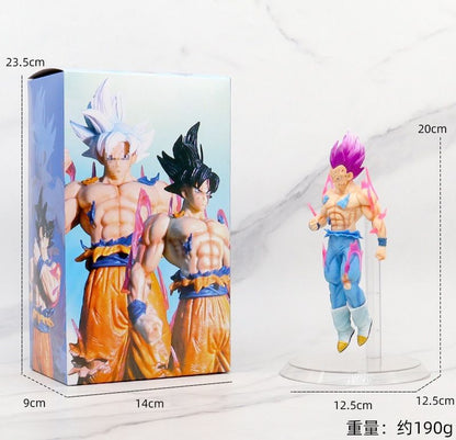 Vegeta Ultra Figure