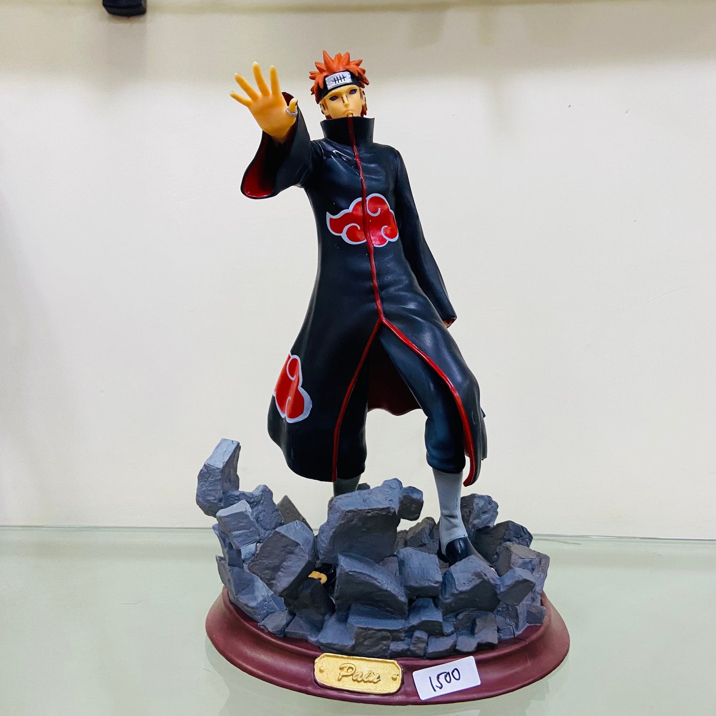 Pain Standing On Stone Base 27cm Action Figure