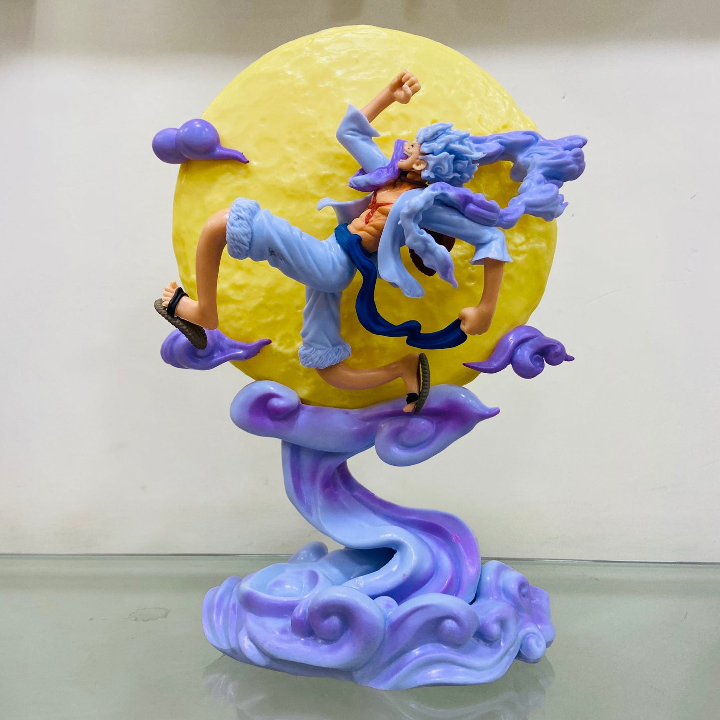 Luffy Gear 5 Moon with Light 28cm